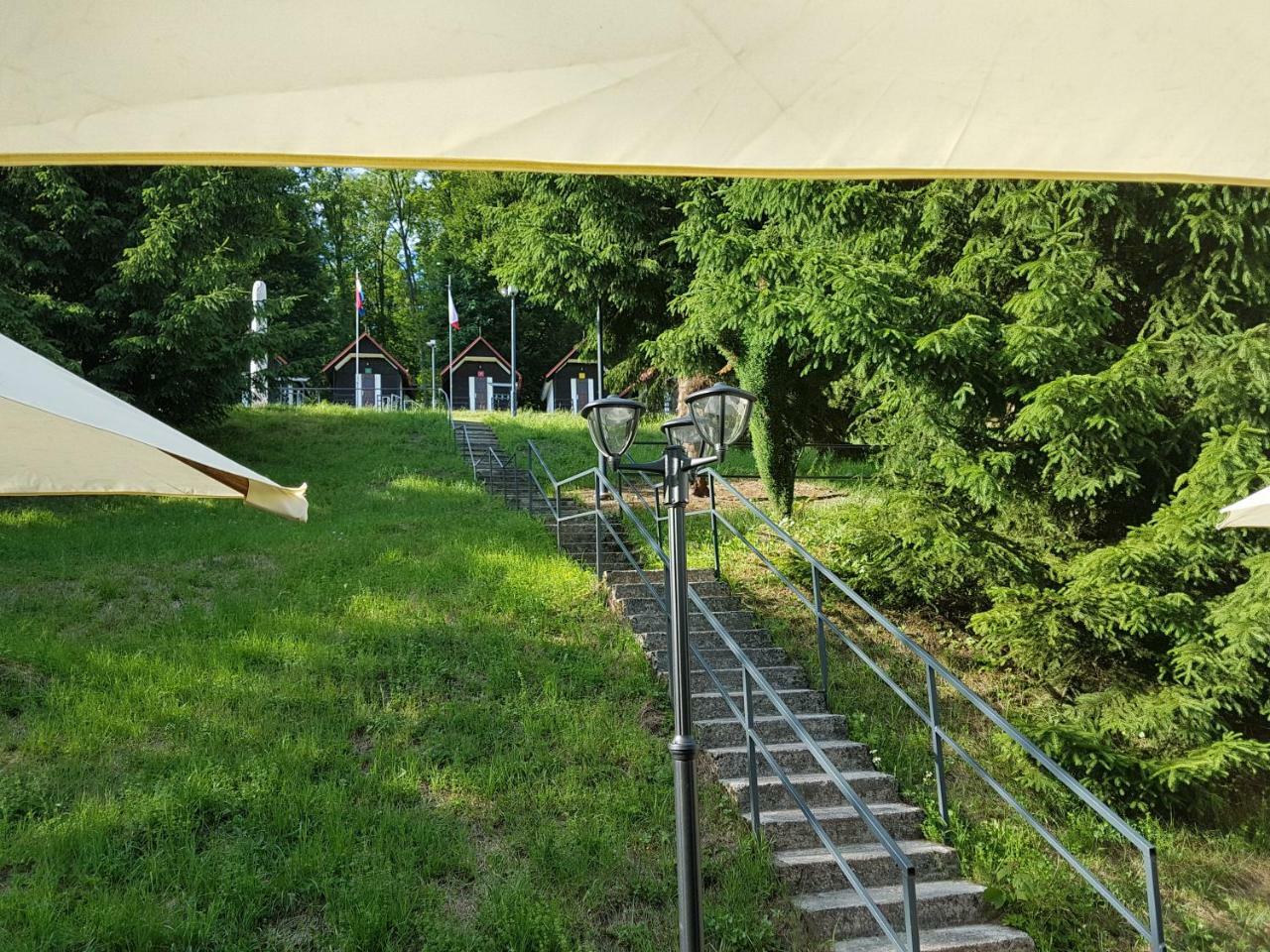 Hotel Olivin Kytlice Hiker Huts Exteriér fotografie